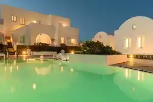 Aria Suites, Фира