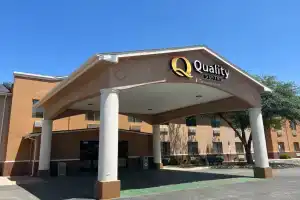 Quality Suites, Мидленд