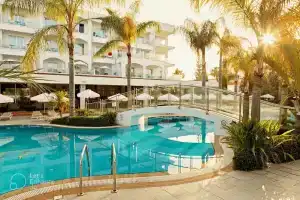 Anesis Hotel, Айя-Напа