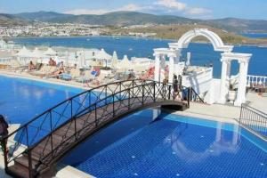 Bodrum Marimar Resort Hotel, Битез