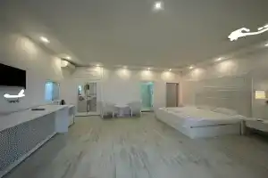 Beyaz Çınar butik otel, Акчакоджа