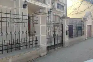 Relax And Pool Apartments, Нови-Сад