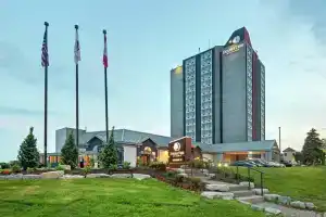 DoubleTree by Hilton Toronto Airport, Миссисауга