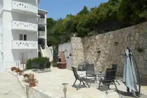 Apartments Malou, Башка Вода