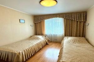 Гостиница «Врангель», Врангель