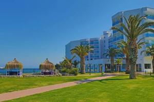 Le Bleu Hotel & Resort - Ultra All Inclusive, Кушадасы