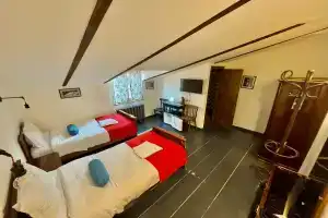 Doors Meidan Design Hotel, Тбилиси