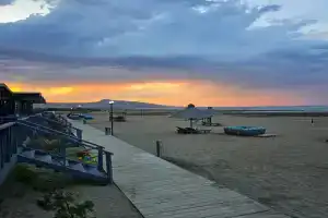 Домик на берегу моря