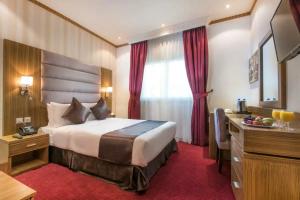 Royal Tulip Hotel Llc, Дубай