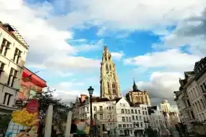 Artistic World, Брюссель