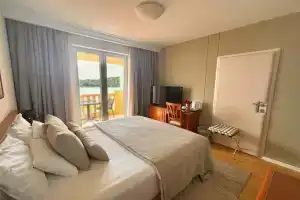 Hotel Bozica, Судурад