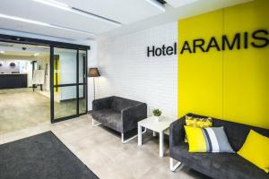 Start Hotel Aramis, Варшава