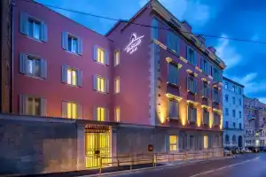 Cornaro Hotel, Сплит