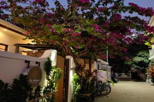 The Bilimbi Guesthouse & Inn, остров Канухураа