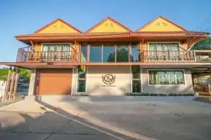 Ratana boutique resort, Мае Пим