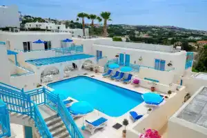 Sunny Hill Hotel Apartments, Хлорака