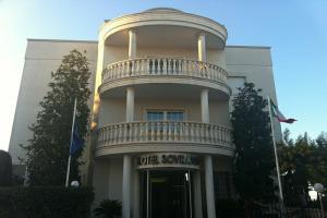 Hotel Sovrano, Альберобелло