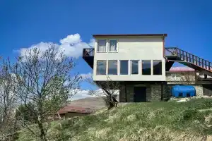 Чох - Гостиницы