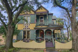 The Mardi Gras House, Мобил