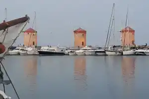 Iatridis Studios, Фалираки