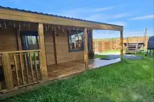 Глэмпинг «Крутой»