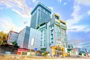 MaxOneHotels.com at Sabang, Джакарта