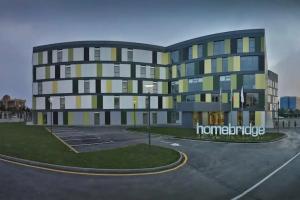 Homebridge, Баку