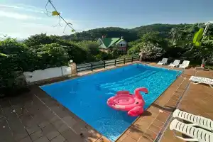 Laza Villa, Лазаревское