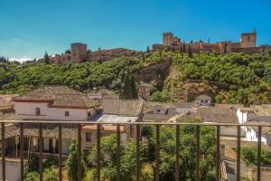 Apartamentos Turisticos Alhambra, Гранада