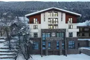 Paliani Hotel, Местиа