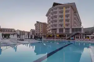 Ramada Resort Kusadasi & Golf, Кушадасы