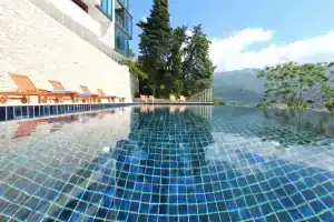 AquaResort, Будва