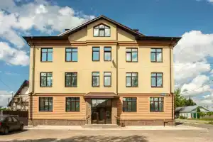 Palm Hotel, Ковров