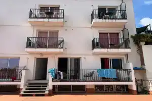 Apartaments Atzavara, Калелья