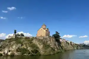 Sota Metekhi Hotel, Тбилиси