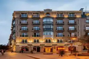 Hotel «Villa Real», Мадрид