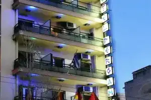 Pergamos Hotel, Афины