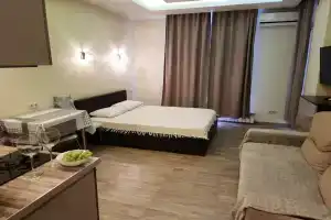 Апартаменты, Хоста
