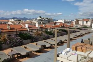 Отель «Best Western Premier Le Patio des Artistes Wellness Jacuzzi», Канны