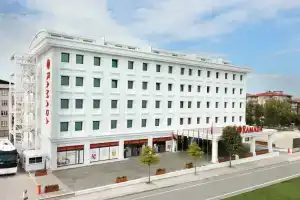 Отель «Ramada by Wyndham Yalova», Ялова