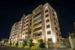 Triple A Hotel Apartments, Амман