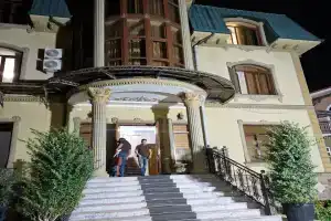 Soro Hotel, Душанбе