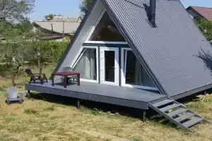A-Frame, Мостовской