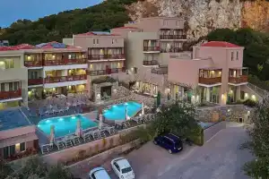 Mystery Skiathos Luxury Residence, Скиатос