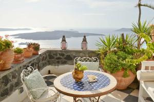 Villa Fegari, Фиростефани