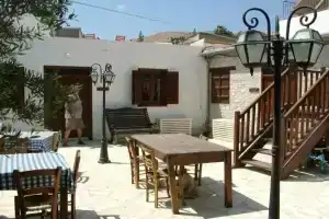 Romios Holiday Apartments, Калавасос