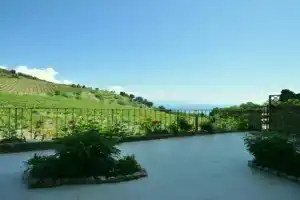 Селена Алушта, Лазурное