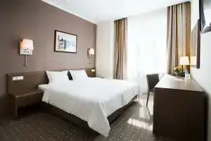 Отель «D-Hotel»