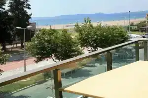 Gümüldür Çalışkan Apart, Гумулдур