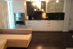 Executive Stay Suites at 210 Victoria, Торонто
